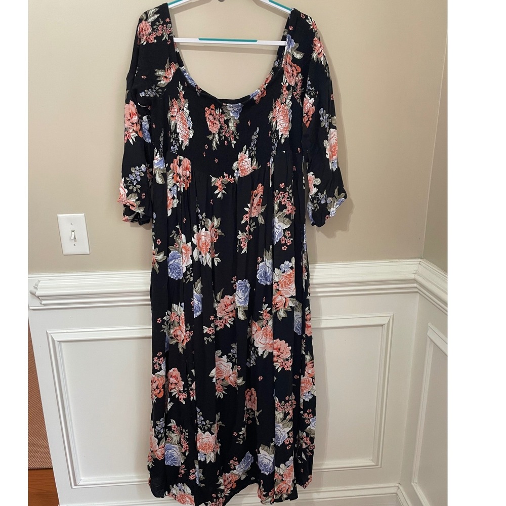 Torrid Size 4X Black Floral Smocked Maxi Dress Black Square Neck Romantic